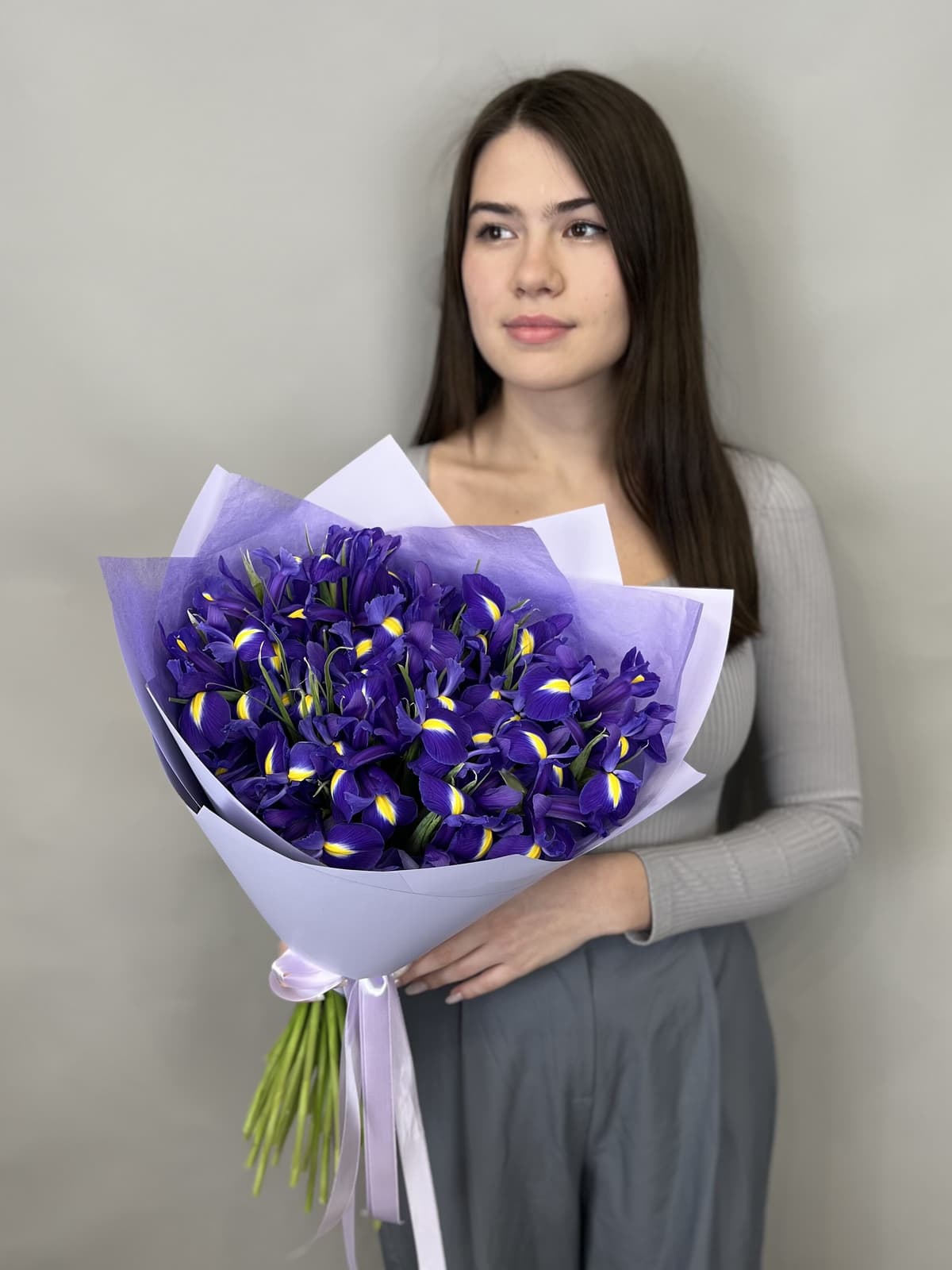 Букет из ирисов "Blue Magic" L Бикбая