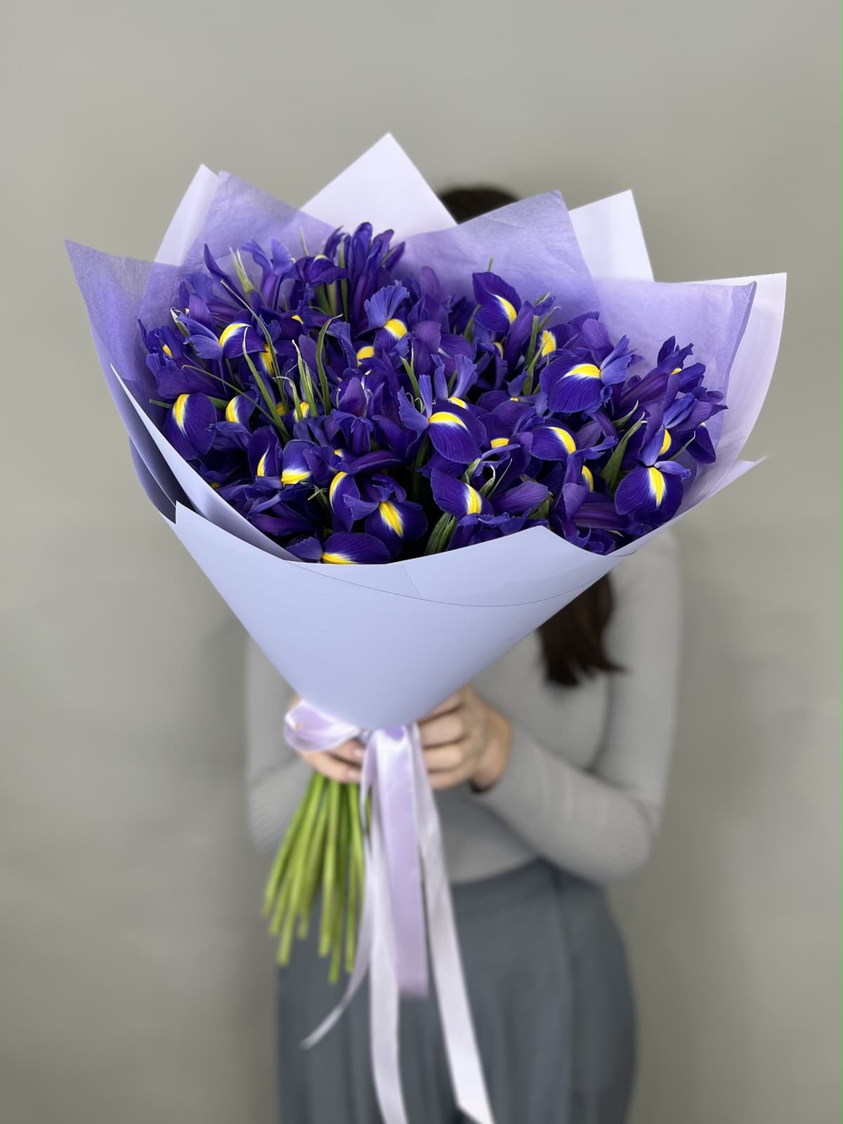 Букет из ирисов "Blue Magic" L Менделеева