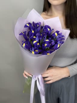 Букет из ирисов "Blue Magic" S Жукова