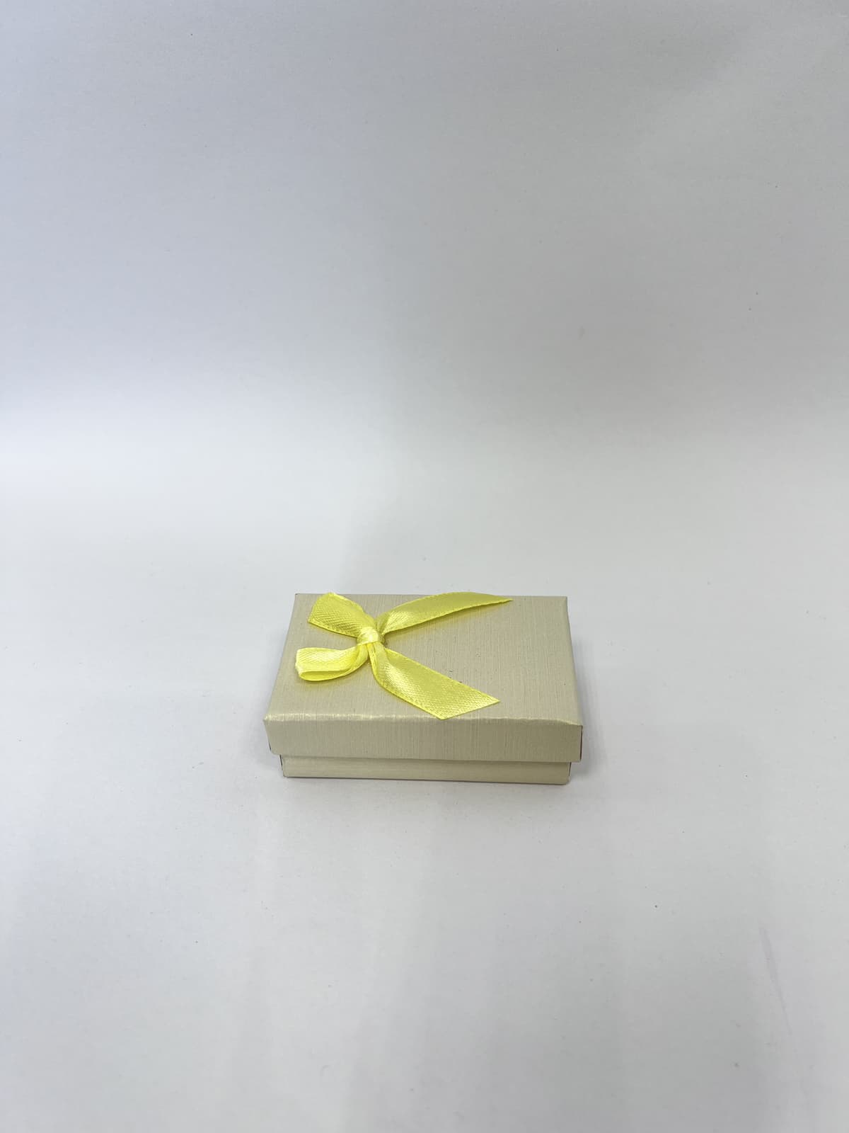 Подарочная коробка 4,5 х 7,5 см, в ассортименте