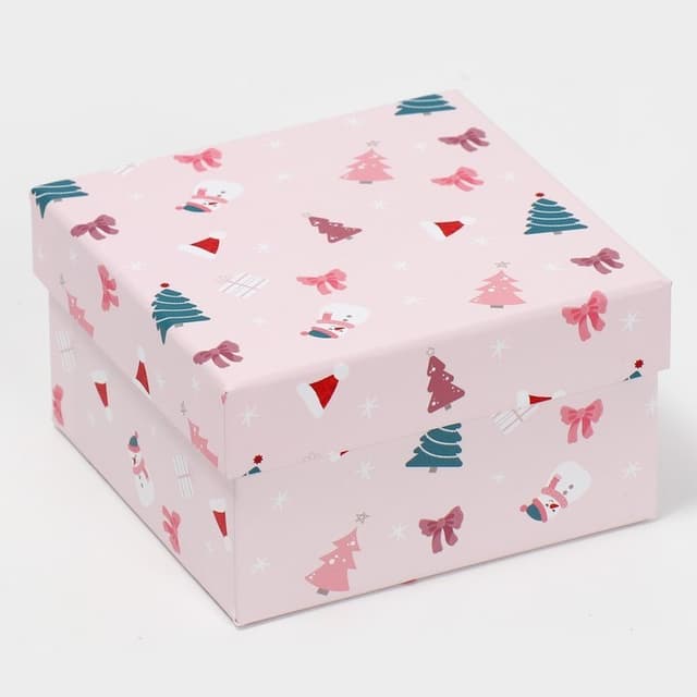Подарочная коробка "Happy New year 2" 12,2 х 12,2 х 7 см Подарочная коробка "Happy New year 2" 12,2 х 12,2 х 7 см