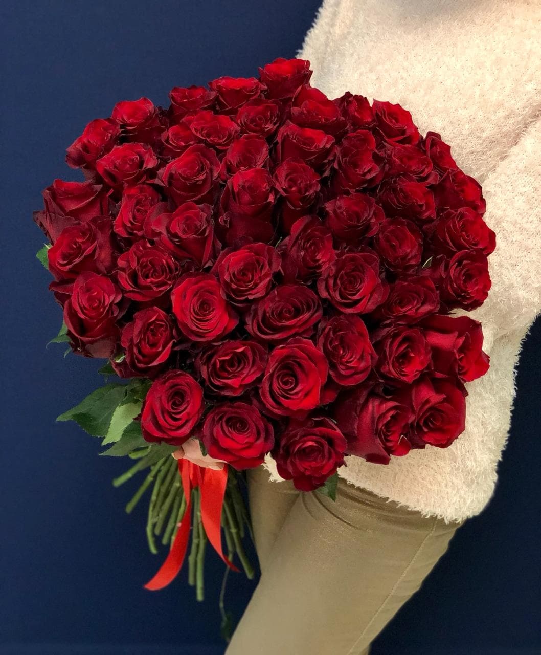 Букет из 51 красной розы Эквадор 80 см