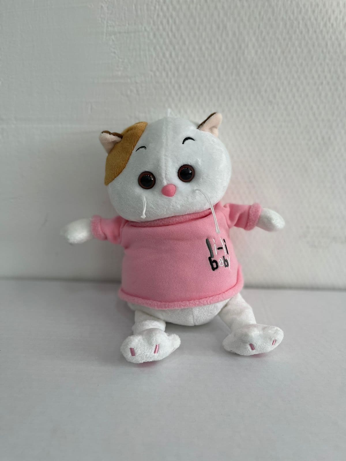 Мягкая игрушка "Котик в розовой кофте" , 21 см